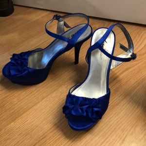 Fioni Night- Shiney Blue Pump